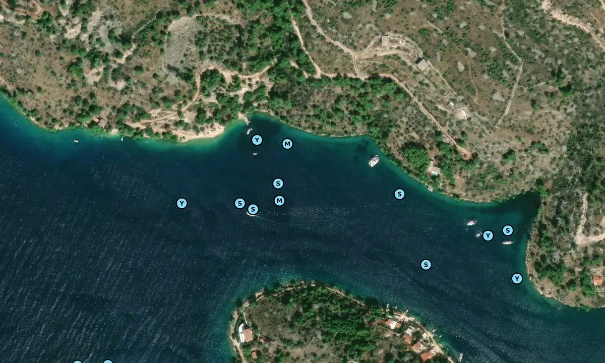 Satelite image of Bobovisce anchorage