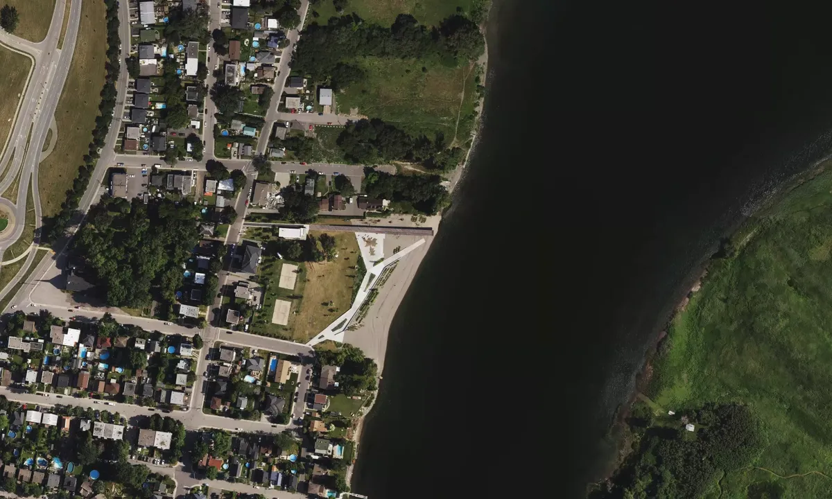 Satelite image of Bout de l'île