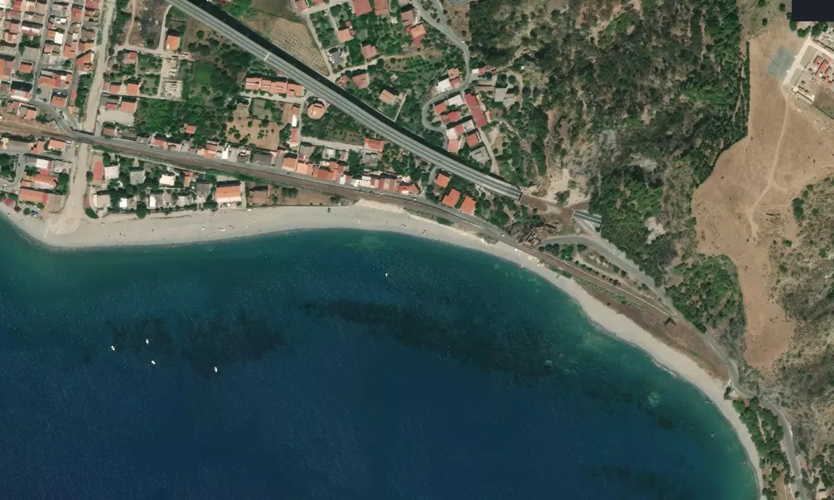 Flyfoto av Bova Marina 1
