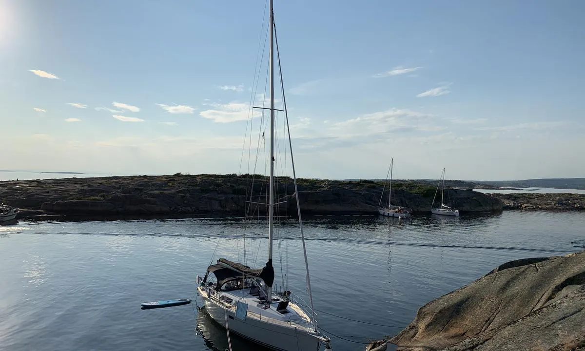 Sundet mellom flatskjæra sett fra østsiden.