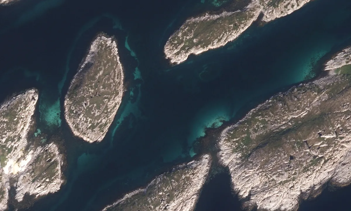Flyfoto av Brattøya