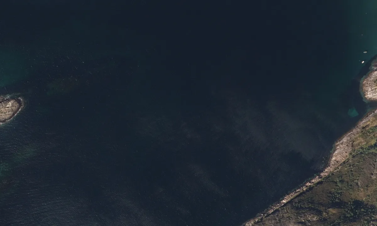 Flyfoto av brennsundvika