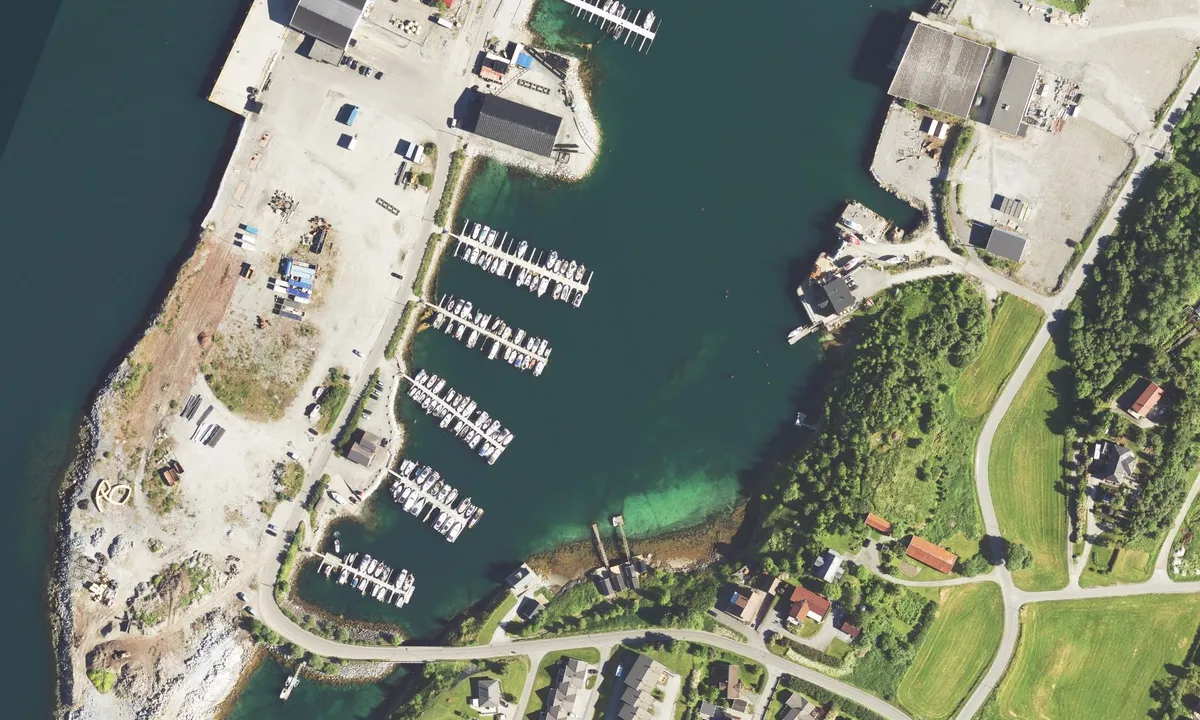 Flyfoto av Brønnøysund Båtforening