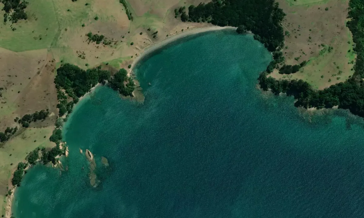 Flyfoto av Bryants Bay