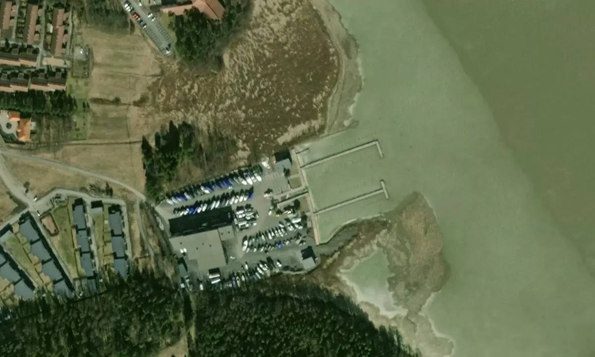 Flyfoto av BT Marina
