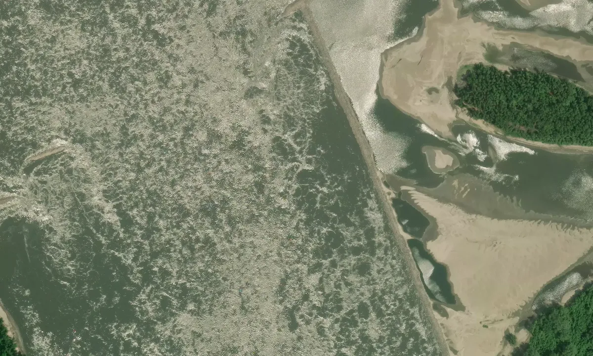 Satelite image of Burnham Island North