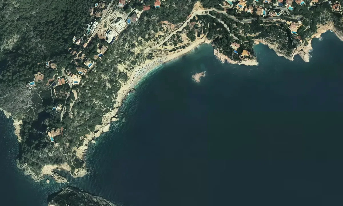 Satelite image of Cala de Ambolo