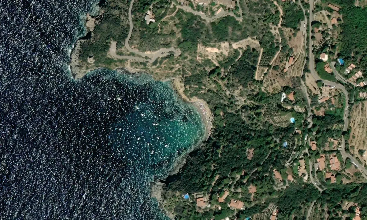 Satelite image of Cala del Gesso