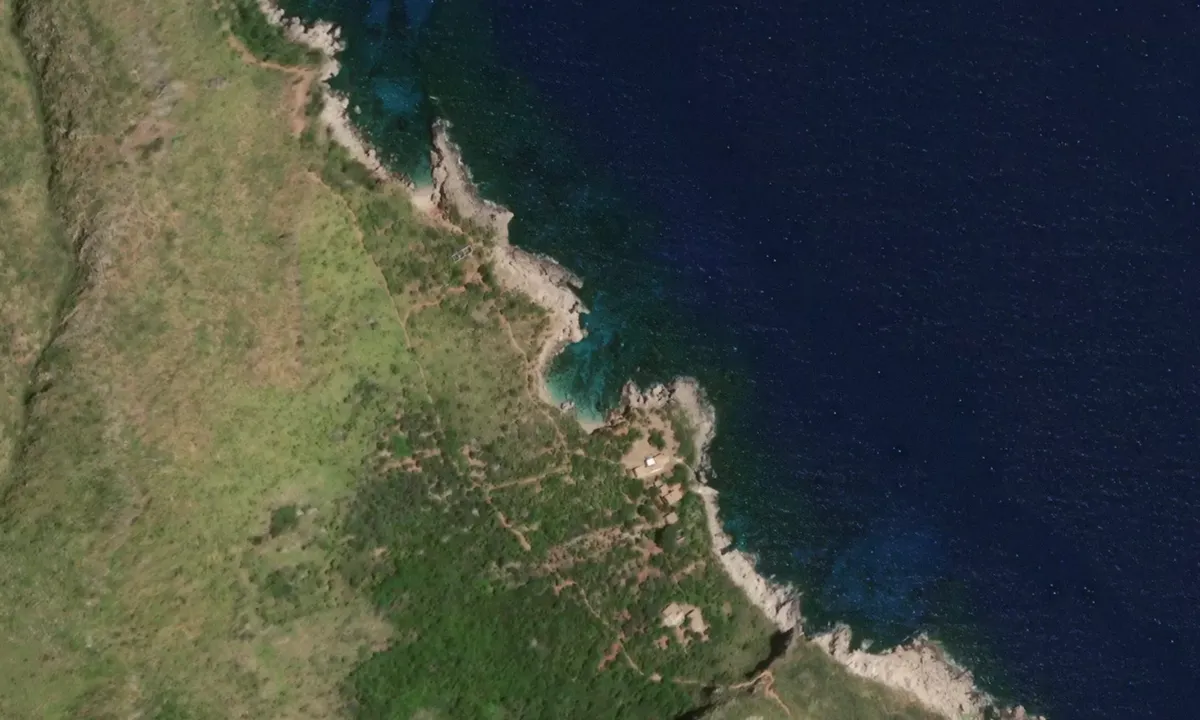 Flyfoto av Cala della Disa