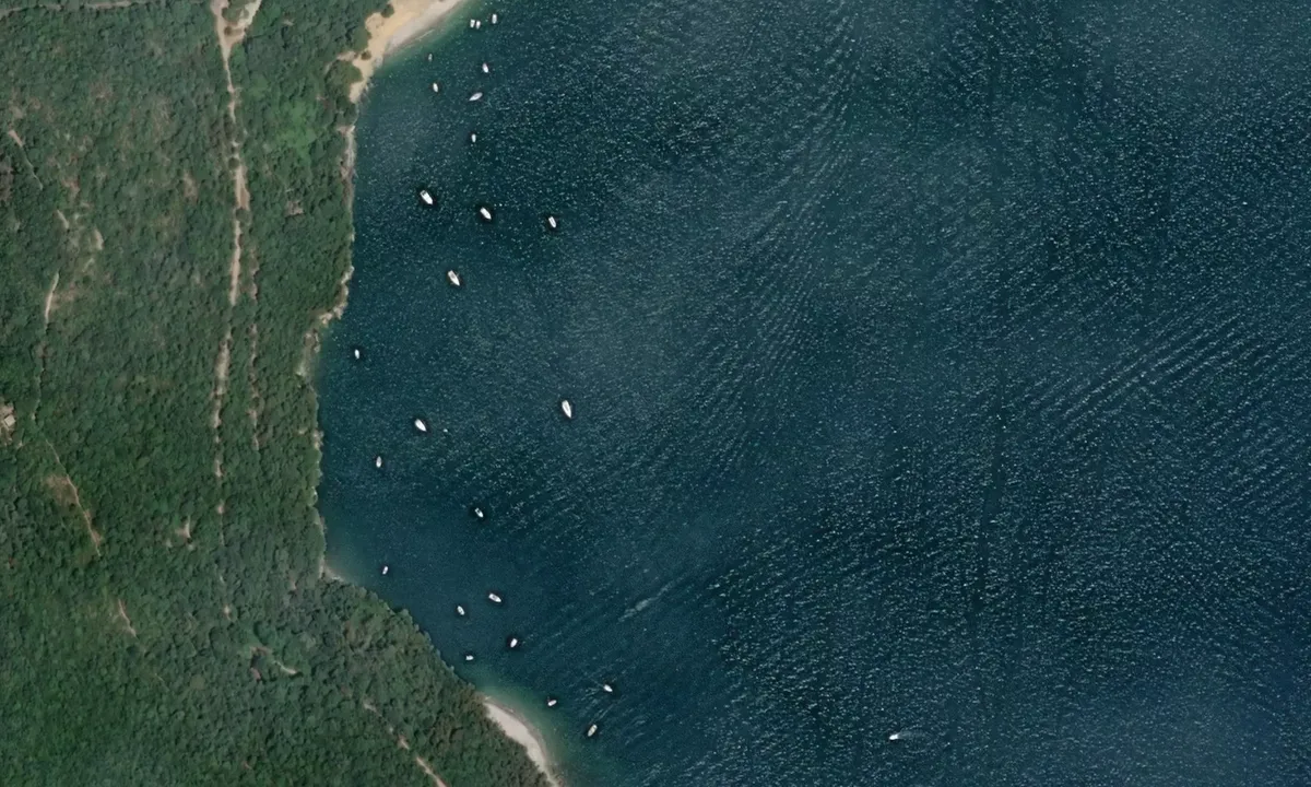 Flyfoto av Cala della Fornace