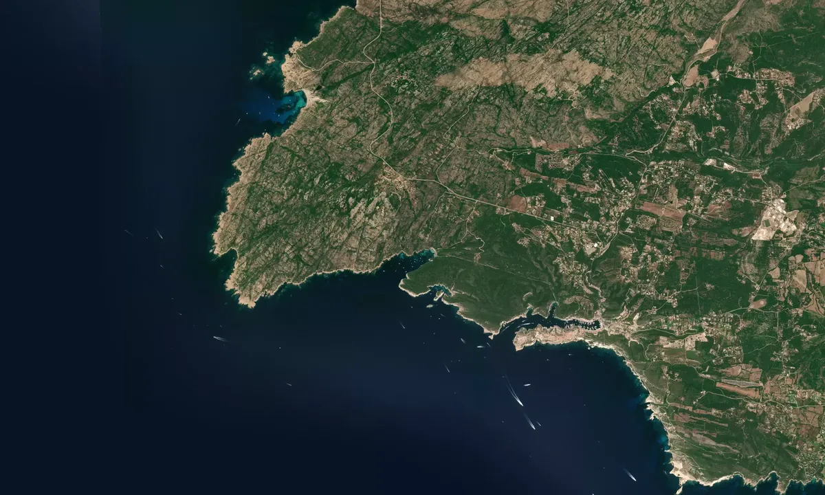 Flyfoto av Cala Di Paragnanu S Corsica