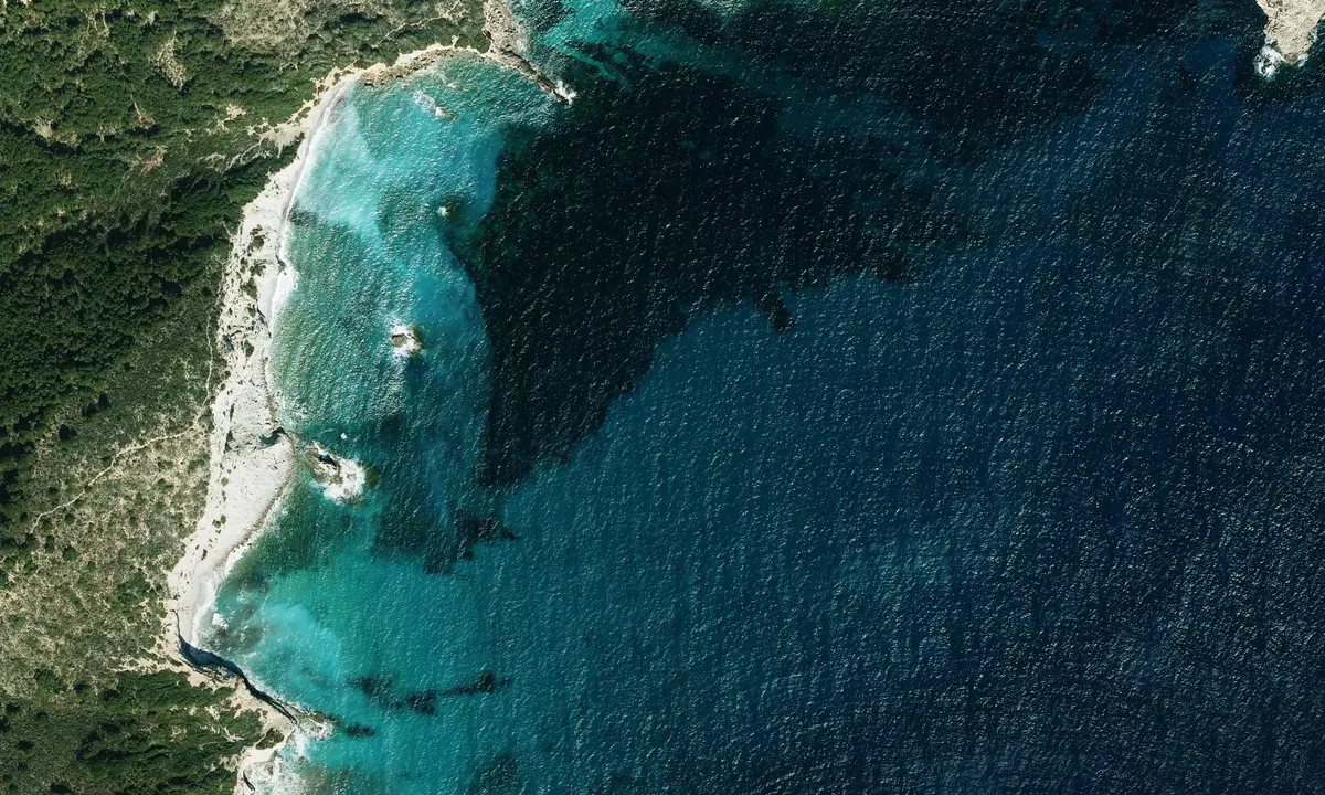 Satelite image of Cala Es Borri