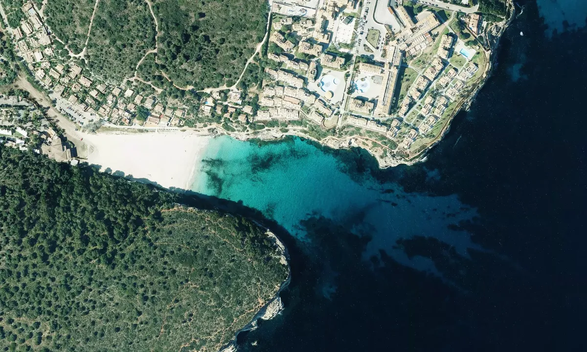 Flyfoto av Cala Estany d'en Mas