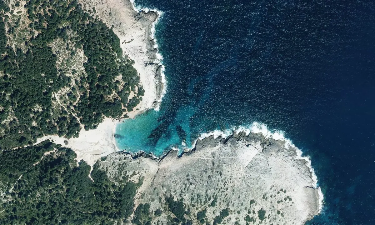 Flyfoto av cala Matzoc