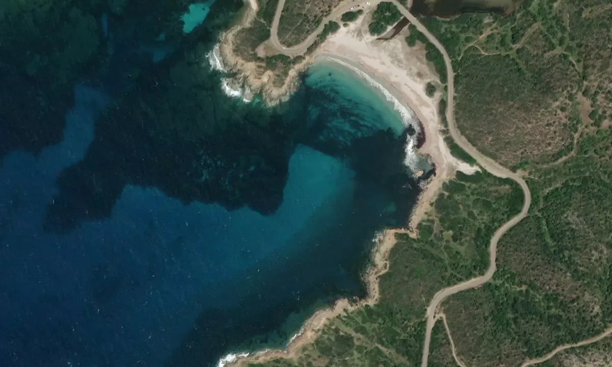 Flyfoto av Cala PIscinni