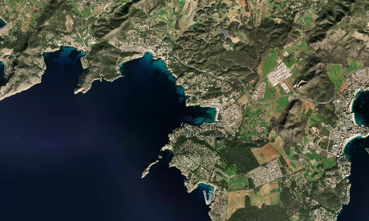 Flyfoto av Cala Santa Ponsa