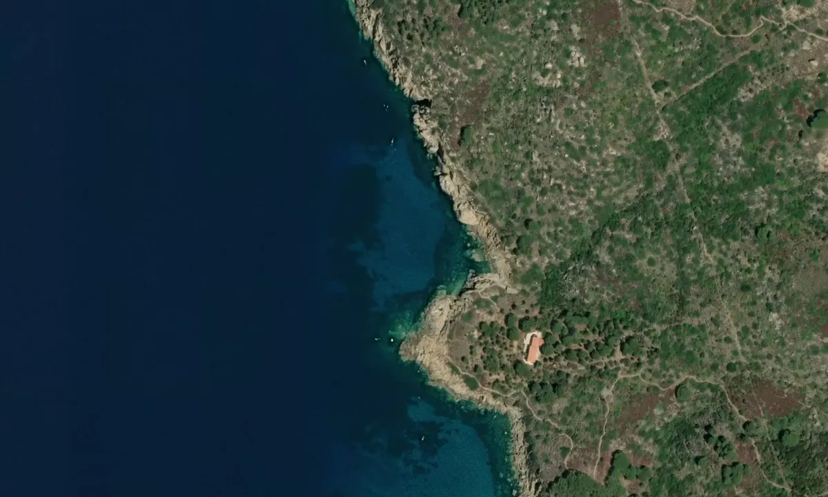 Flyfoto av Cala Sparvieri
