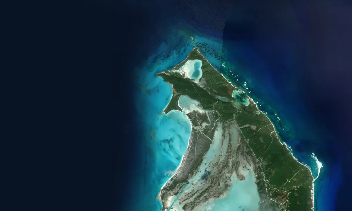 Flyfoto av Calabash Bay North