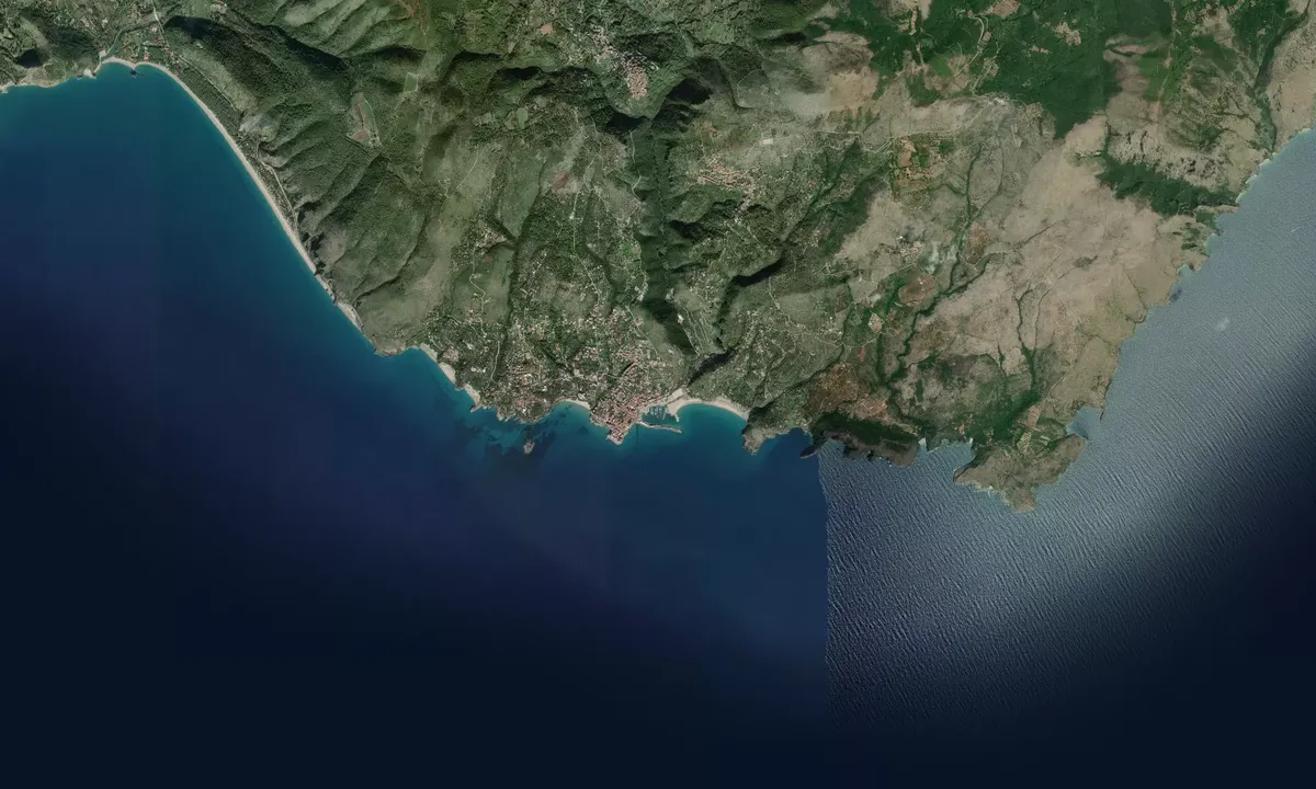 Flyfoto av Camerota Marina