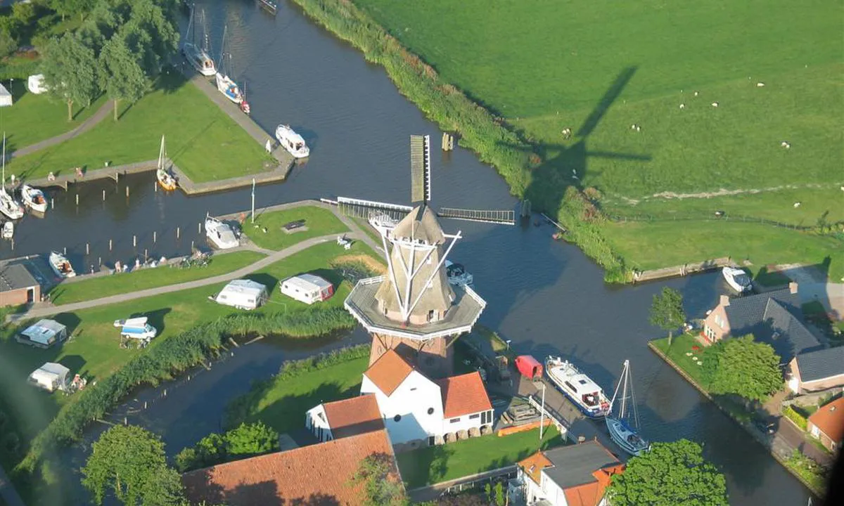 {"base": "en", "no": "(Foto fra https://www.campinghavenburdaard.nl)", "se": "(Foto fr\u00e5n https://www.campinghavenburdaard.nl)", "en": "(Photo from https://www.campinghavenburdaard.nl)", "da": "(Foto fra https://www.campinghavenburdaard.nl)", "fr": "<p>(Photo de https://www.campinghavenburdaard.nl)</p>", "de": "(Foto von https://www.campinghavenburdaard.nl)", "es": "(Foto de https://www.campinghavenburdaard.nl)", "it": "(Foto da https://www.campinghavenburdaard.nl)", "pt": "(Foto de https://www.campinghavenburdaard.nl)", "nl": "(Foto van https://www.campinghavenburdaard.nl)", "pl": "(Zdj\u0119cie z https://www.campinghavenburdaard.nl)", "uk": "(\u0424\u043e\u0442\u043e \u0437 https://www.campinghavenburdaard.nl)", "ro": "(Fotografie de la https://www.campinghavenburdaard.nl)", "tr": "(Foto\u011fraf https://www.campinghavenburdaard.nl adresinden)", "el": "(\u03a6\u03c9\u03c4\u03bf\u03b3\u03c1\u03b1\u03c6\u03af\u03b1 \u03b1\u03c0\u03cc https://www.campinghavenburdaard.nl)", "cs": "(Foto z https://www.campinghavenburdaard.nl)", "hu": "<img src=\"https://www.campinghavenburdaard.nl\" alt=\"Photo from https://www.campinghavenburdaard.nl\" />", "fi": "(Kuva: https://www.campinghavenburdaard.nl)", "bg": "(\u0421\u043d\u0438\u043c\u043a\u0430 \u043e\u0442 https://www.campinghavenburdaard.nl)", "sr": "(Fotografija sa https://www.campinghavenburdaard.nl)", "et": "(Foto p\u00e4rit https://www.campinghavenburdaard.nl)", "lv": "(Foto no https://www.campinghavenburdaard.nl)", "lt": "(Nuotrauka i\u0161 https://www.campinghavenburdaard.nl)"}