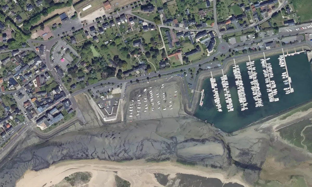 Flyfoto av Carteret