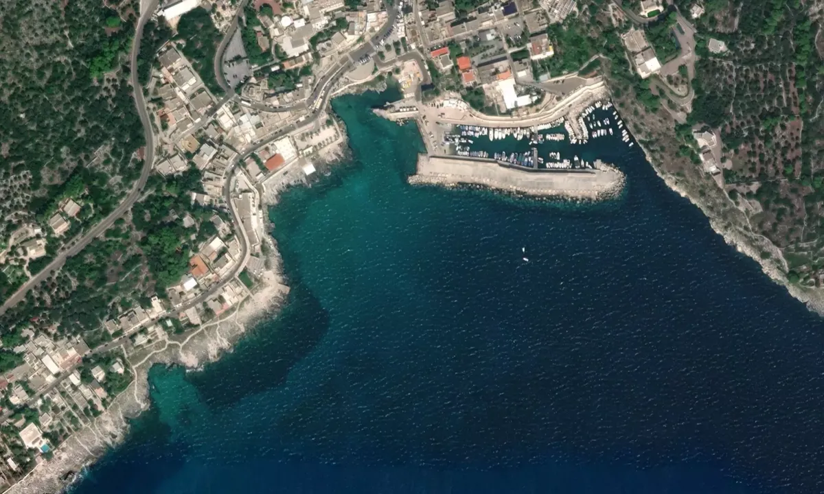 Flyfoto av Casto Marina