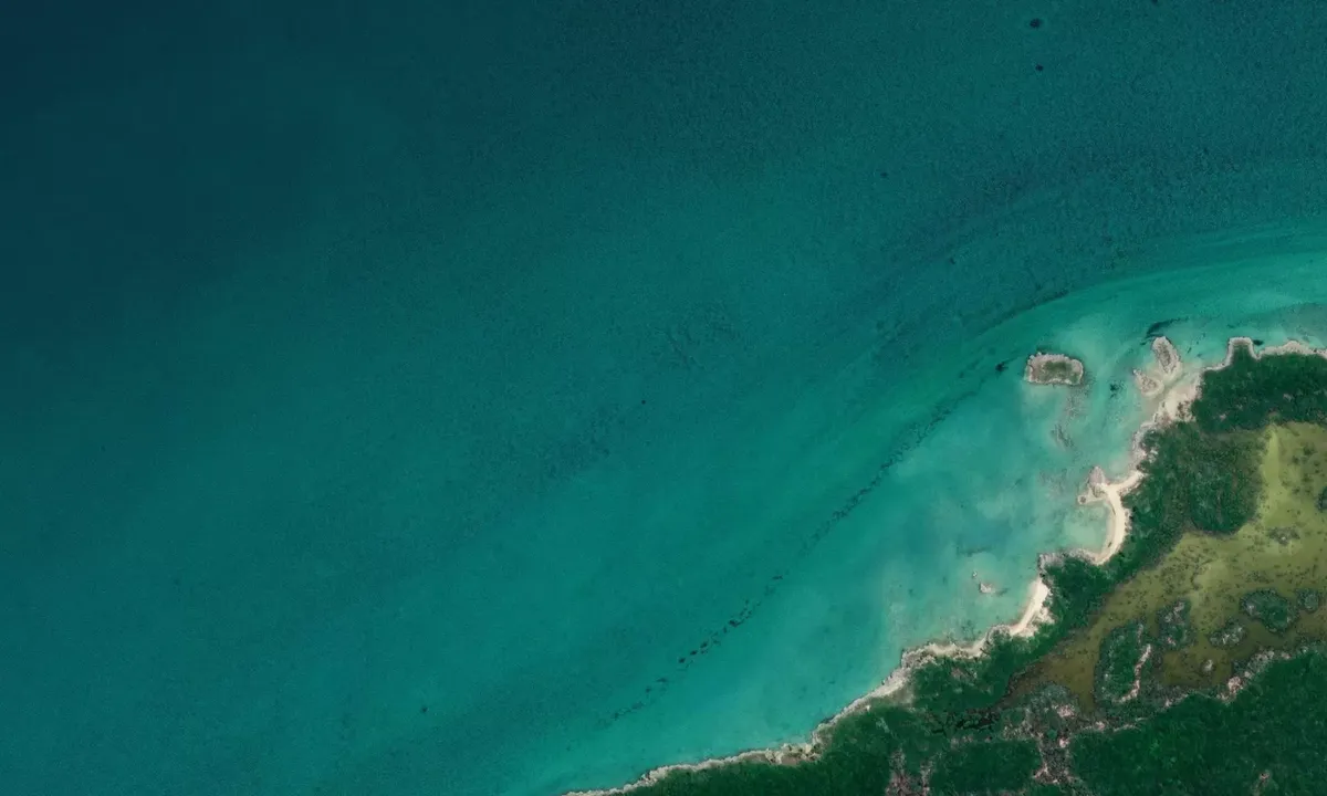 Satelite image of Cave Cay North 1