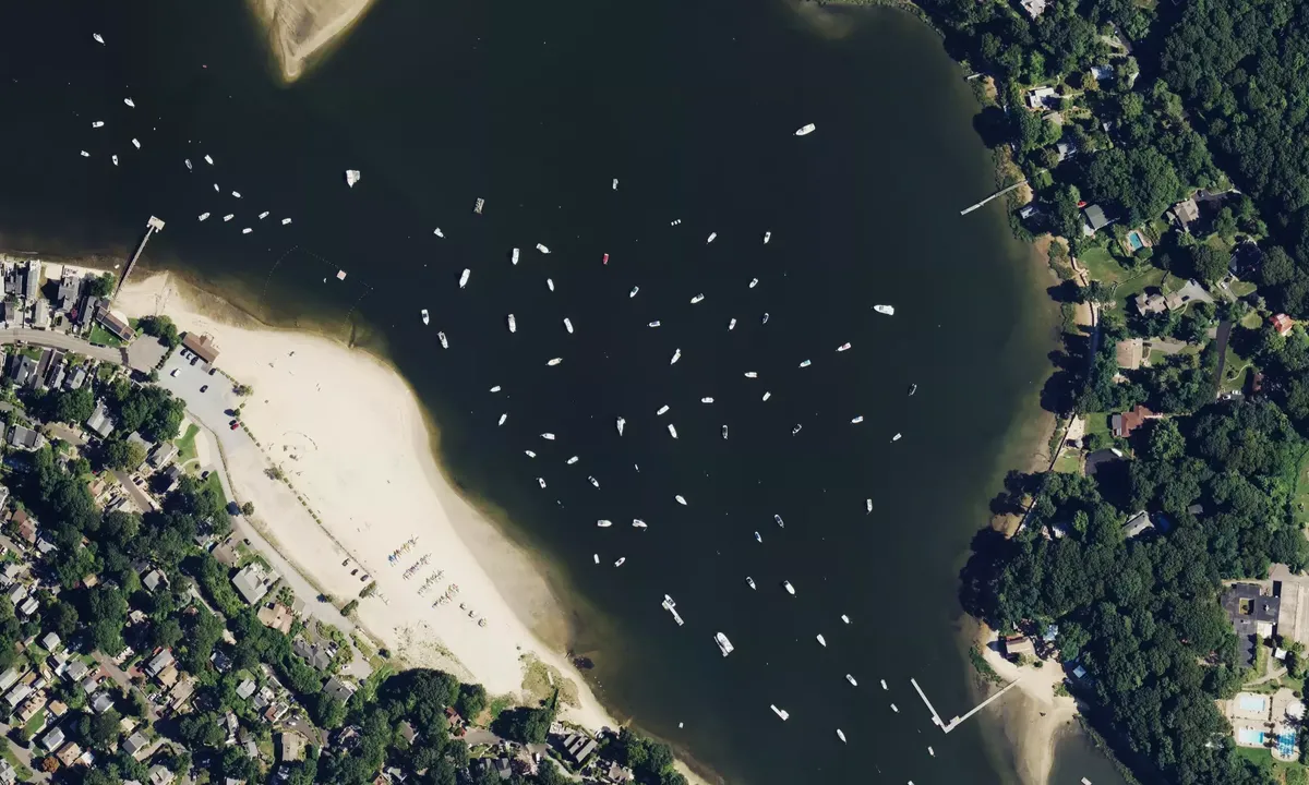 Satelite image of Centerport Harbor