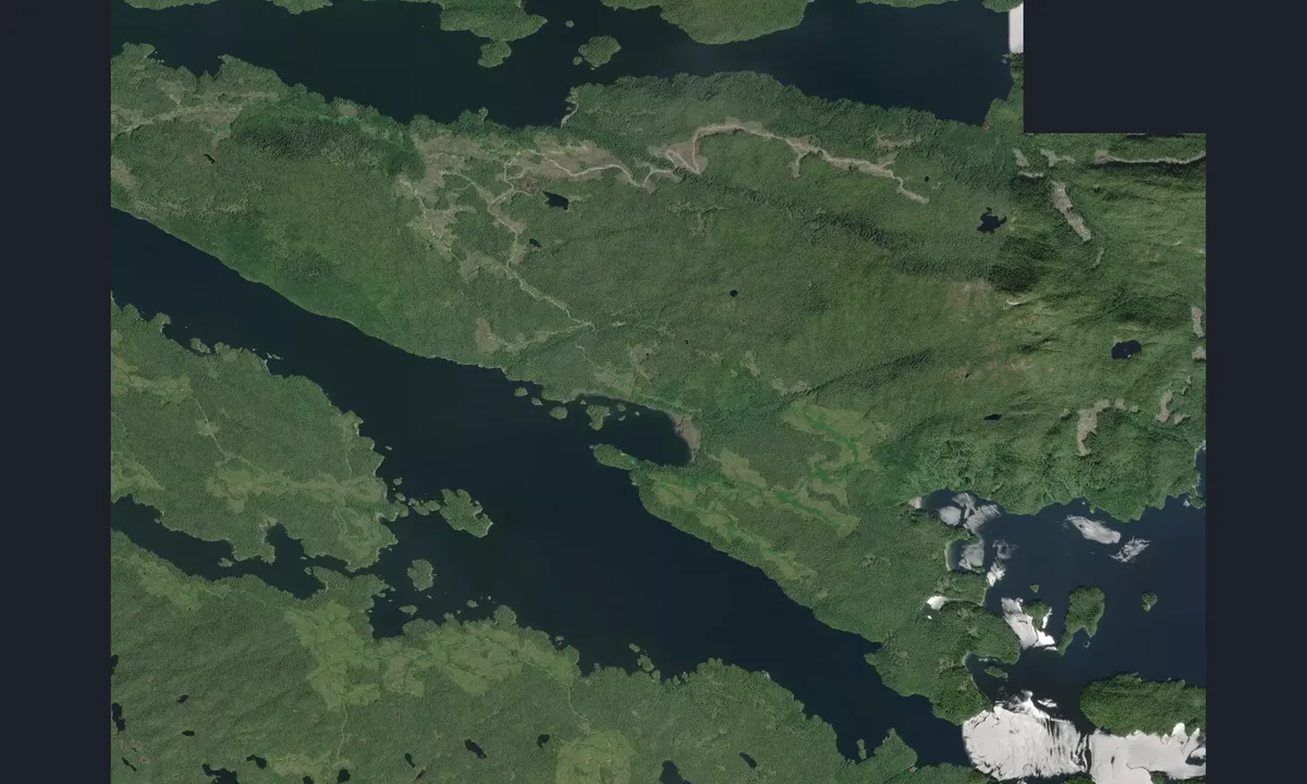 Flyfoto av Charlotte Bay