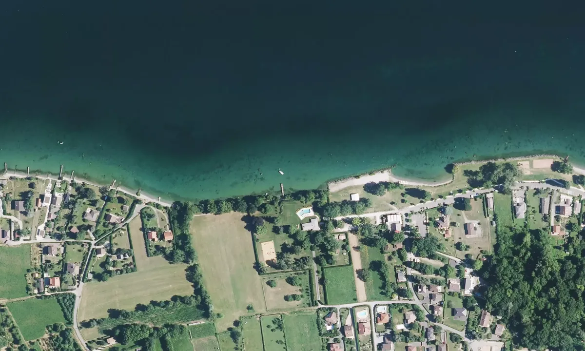 Flyfoto av Chens Sur Leman