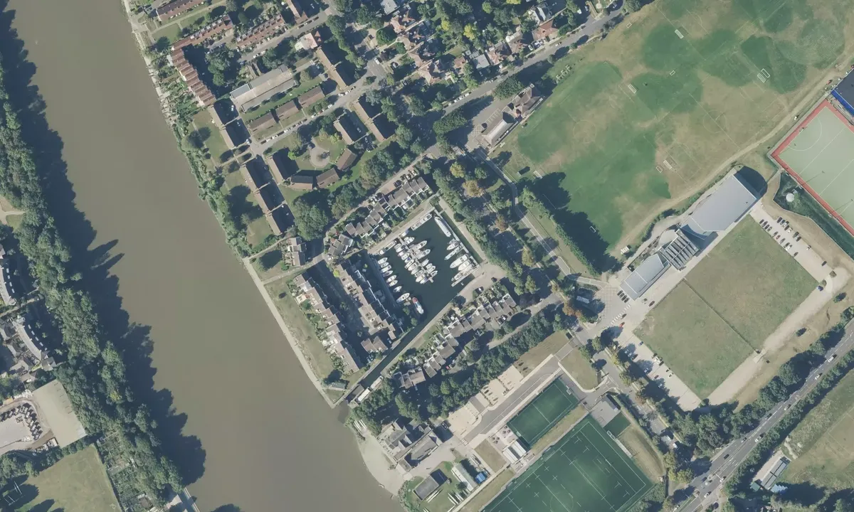 Satelite image of Chiswick Quay Marina