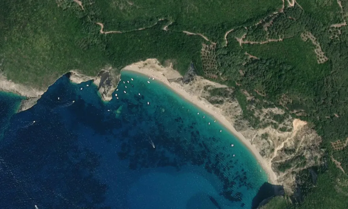 Flyfoto av Chomi Beach/ Paradise beach Corfu