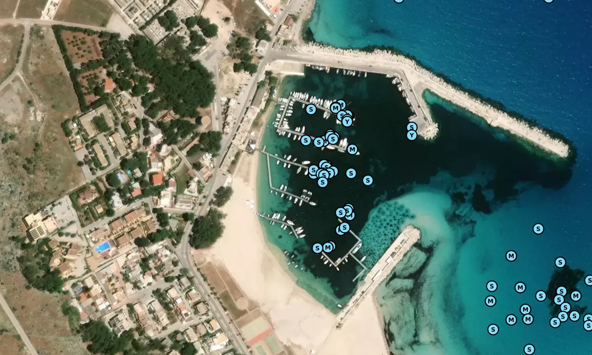Satelite image of Circolo Nautico La Traina 1