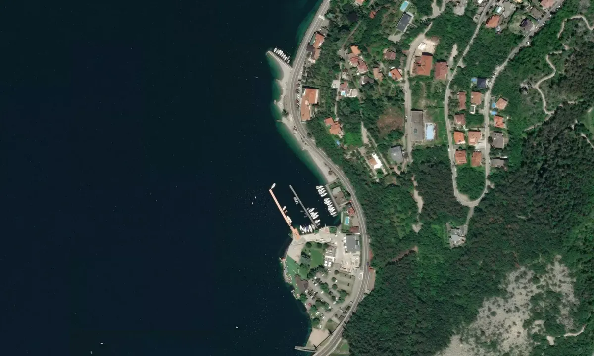Flyfoto av Circolo vela Torbole