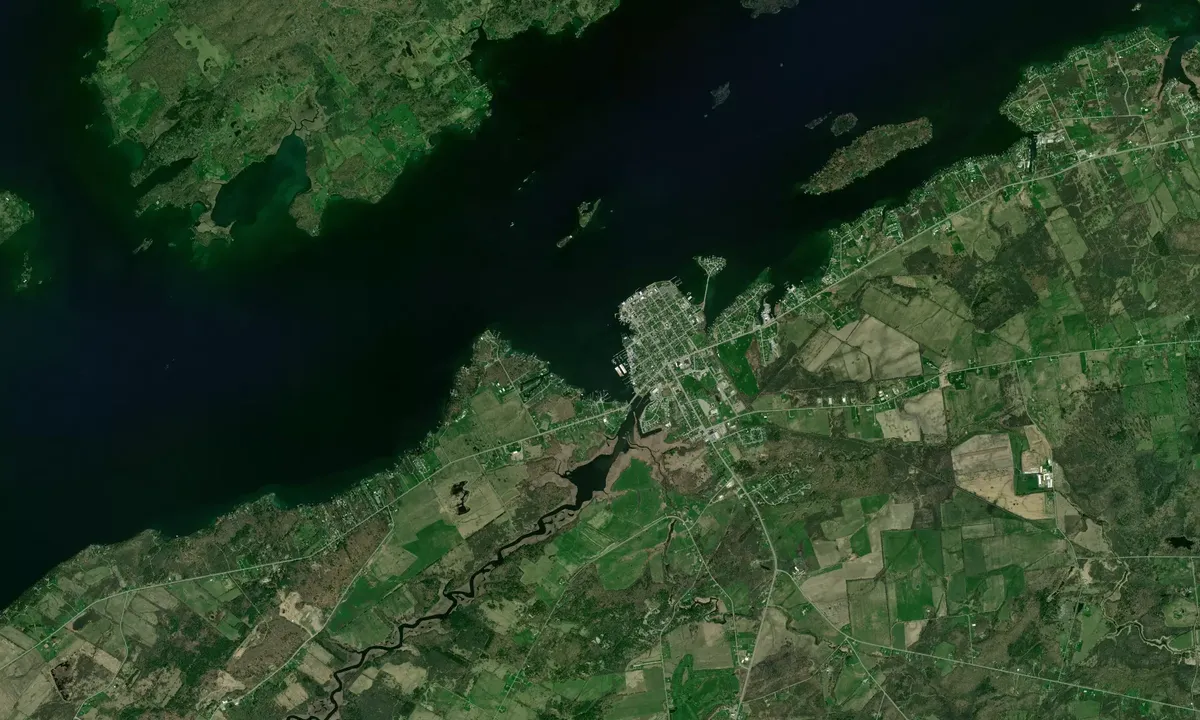 Flyfoto av Clayton Harbor