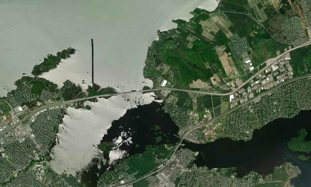 Flyfoto av Club de voile Senneville Yacht Club