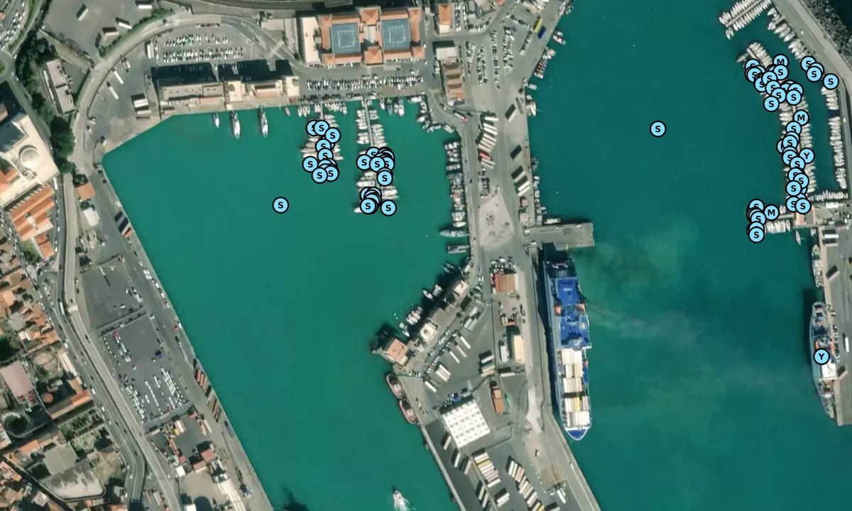 Satelite image of Club Nautico Catania 1