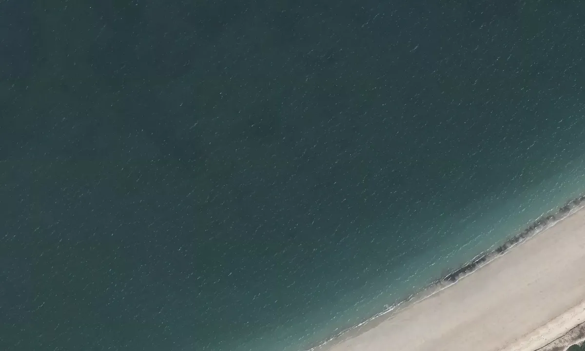 Satelite image of Conche des Baleines