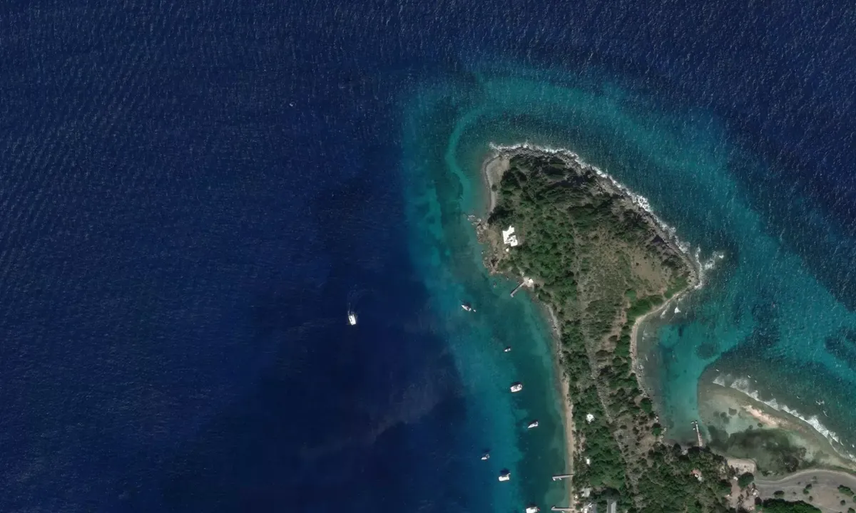 Flyfoto av Cooper Island North