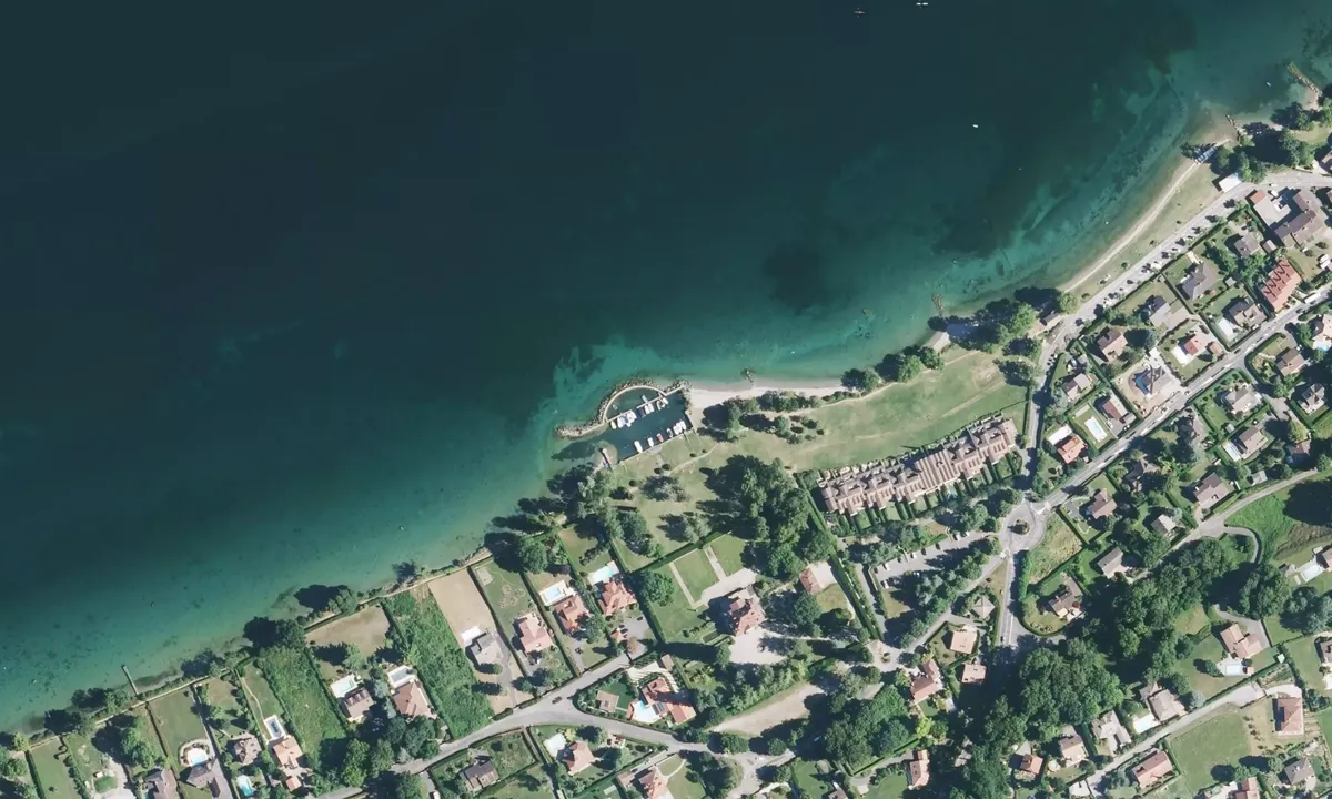 Flyfoto av Corzent