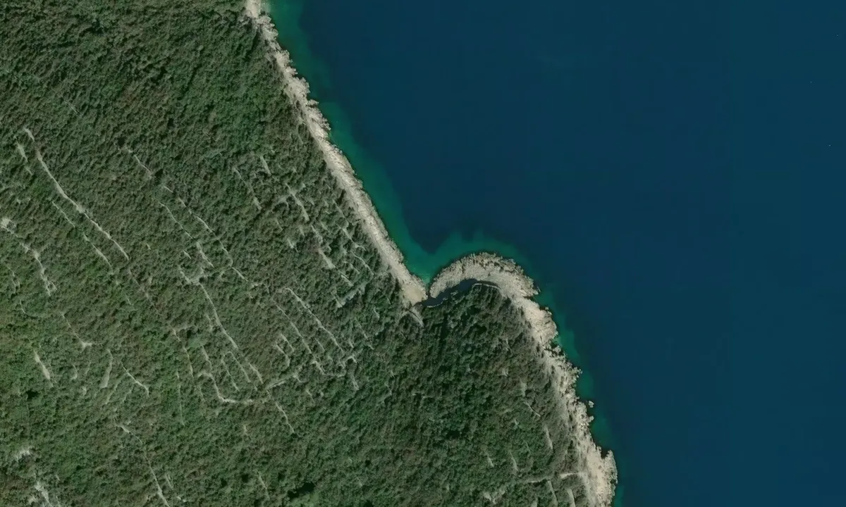 Satelite image of Cunski