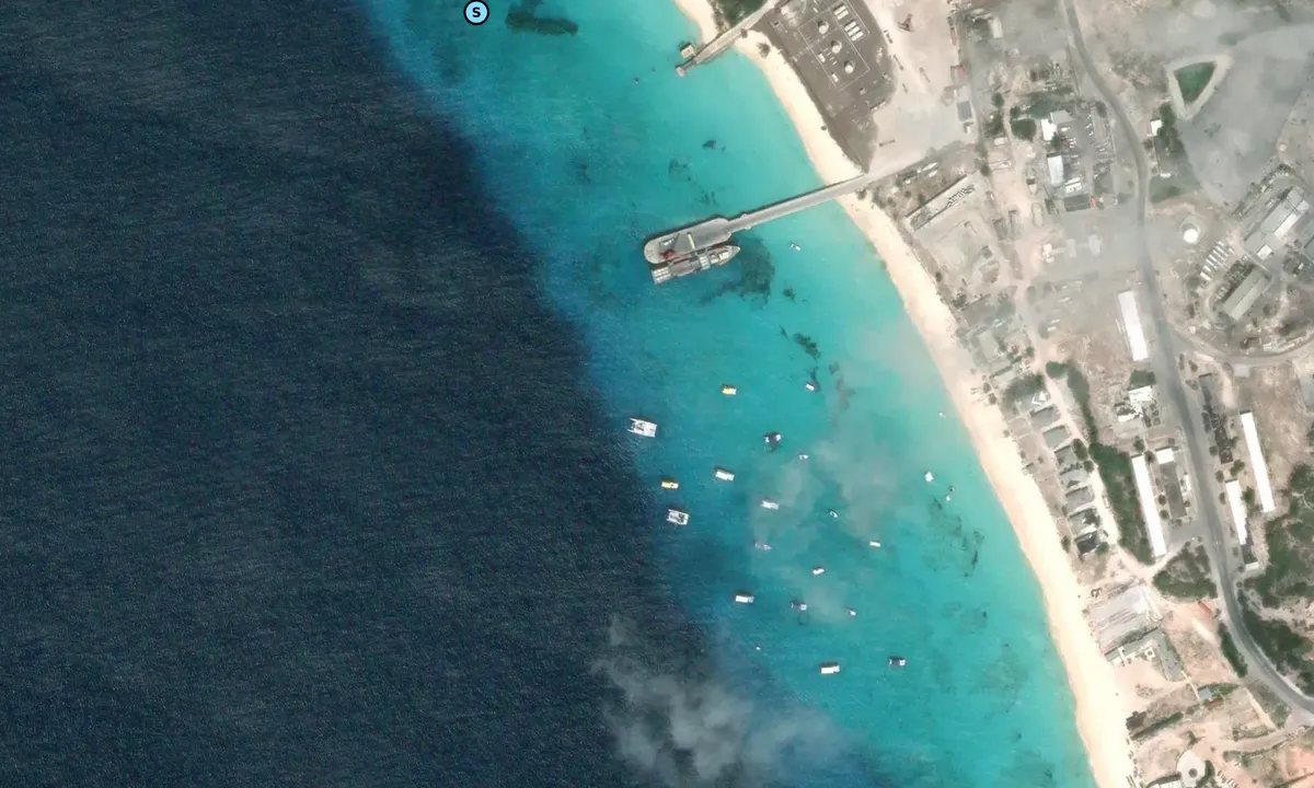 Satelite image of Customs