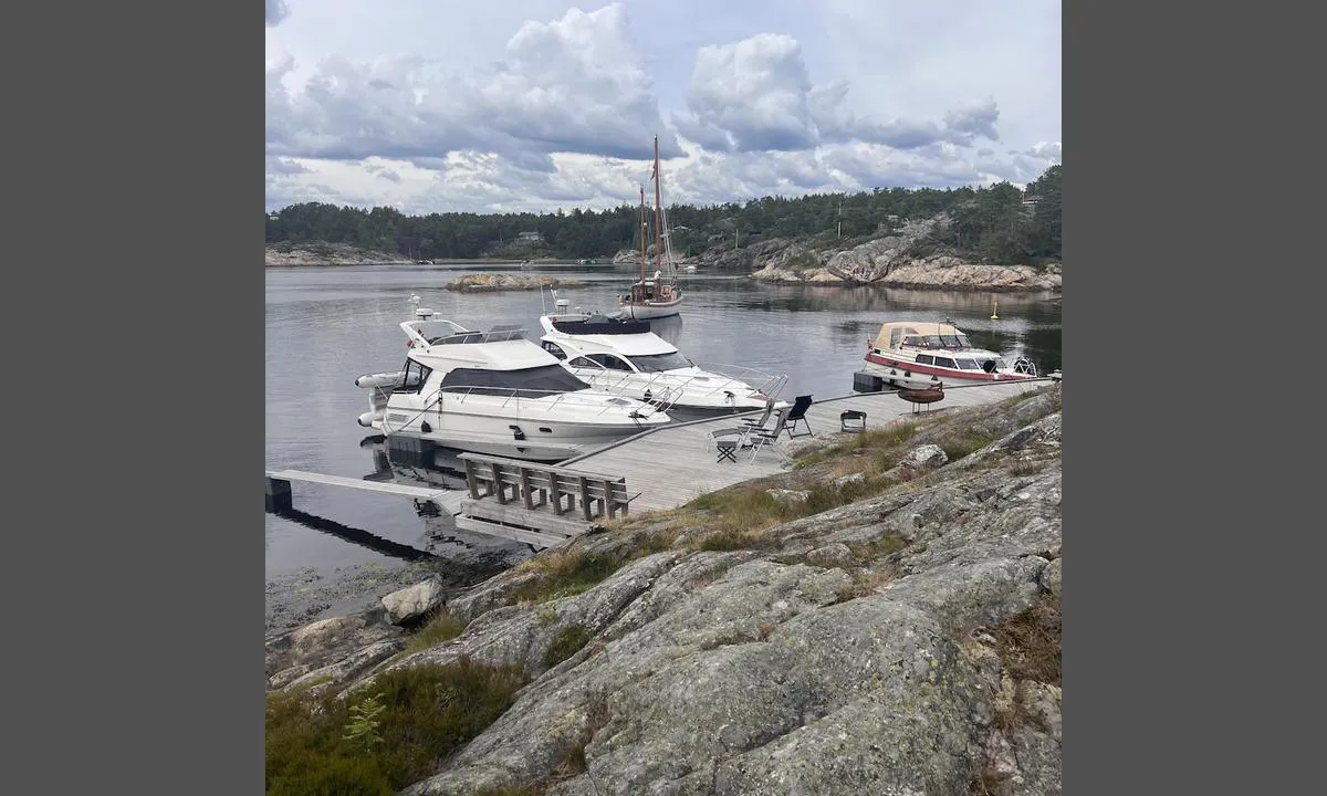 Daumannsbukta: {"base": "no", "no": "Bilde tatt mot nord vest", "se": "Bild tagen mot nordv\u00e4st", "en": "Picture taken towards northwest", "da": "Billede taget mod nordvest"}