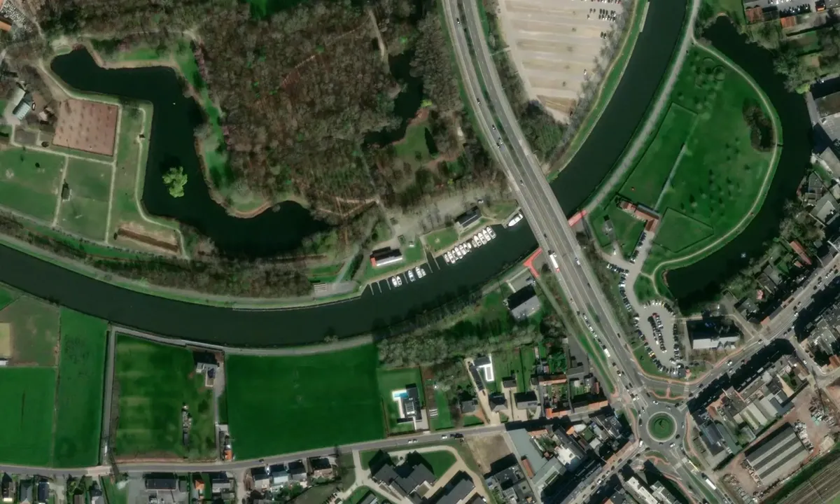 Flyfoto av Deinze Yacht Club