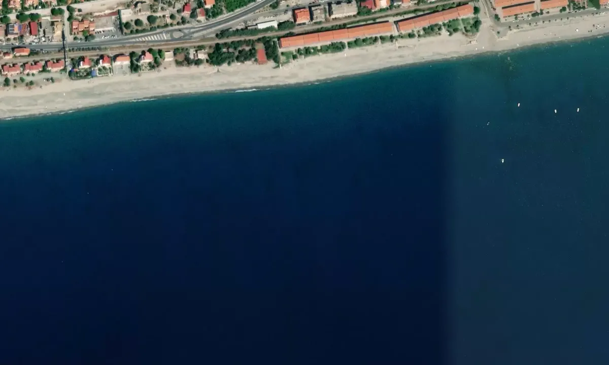 Flyfoto av Di Bova
