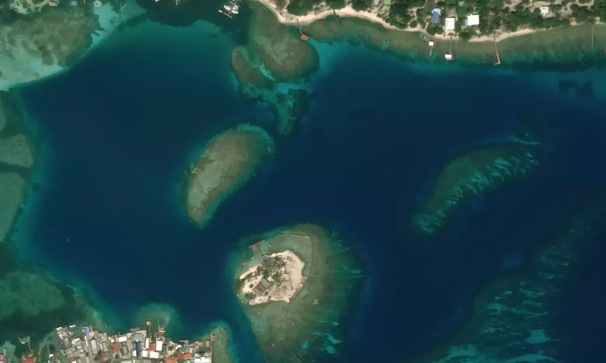 Satelite image of Diamond Key