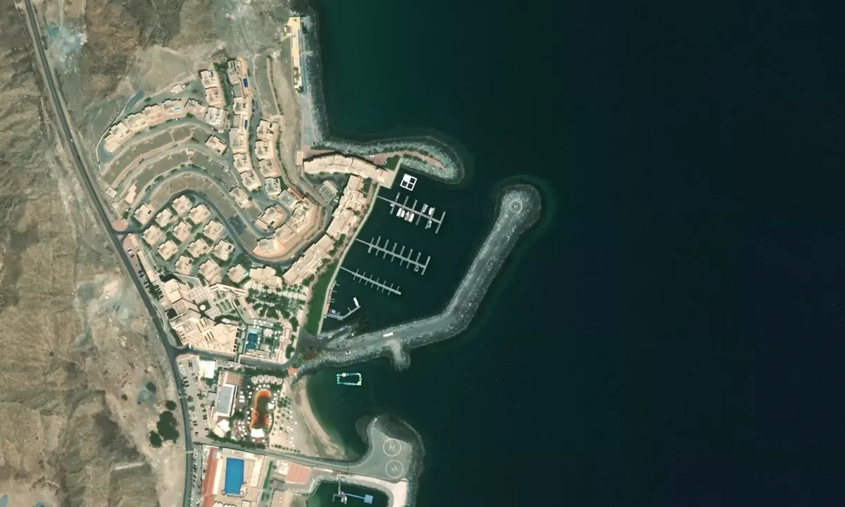 Satelite image of Dibba Bay Marina (Fairmont Fujairah Beach Resort)