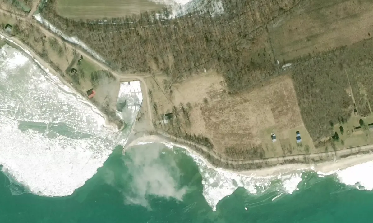 Satelite image of Dick's Marina - Abandonded