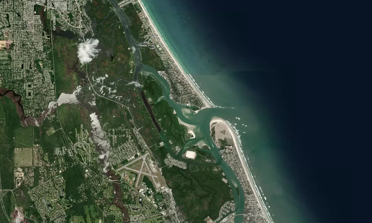 Flyfoto av Disappearing Island