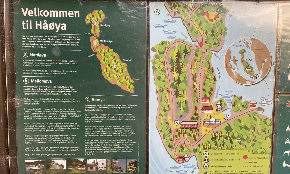 Informasjonsskilt i Dragsund - kan anbefale en gåtur til Sagbukta hvor det er en fin badestrand eller Håøya Naturverksted (https://www.visitdrobak.no/haoya-naturverksted/) som ligger på vestsiden litt før Tåjebukta.
